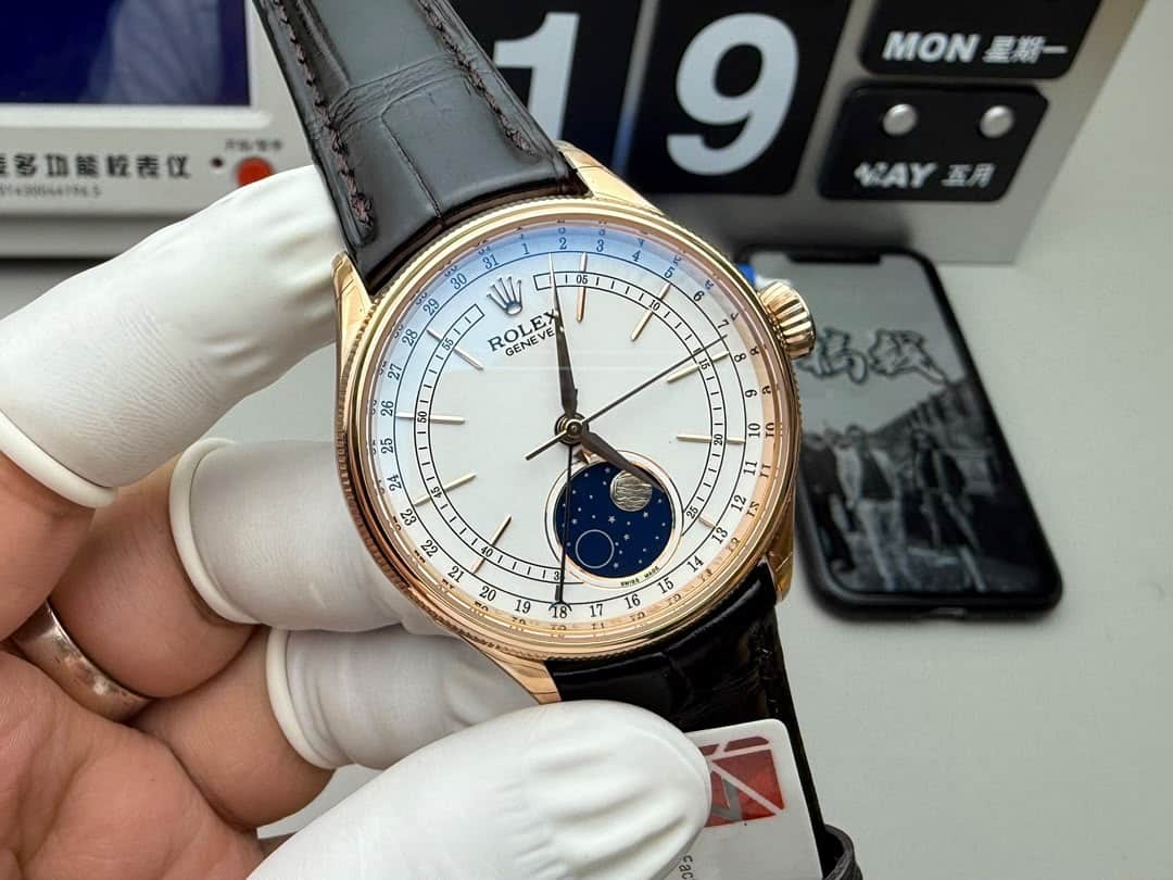 Rolex Cellini Moonphase 50535-0002 Super Clone : 39mm Everose Gold White Lacquer Dial