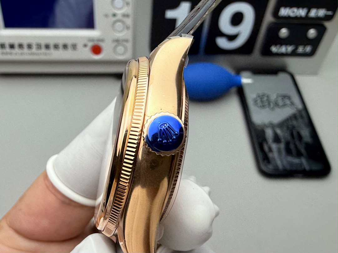 Rolex Cellini Moonphase 50535-0002 Super Clone : 39mm Everose Gold White Lacquer Dial