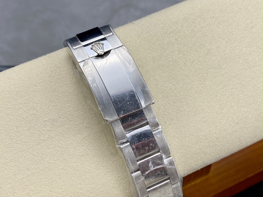 rolex yacht master II 116681 two tone everose white dial 44mm