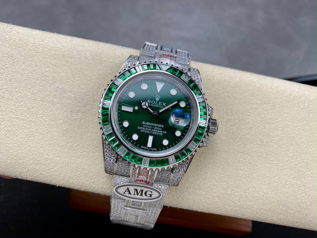 Rolex Submariner 116610LV Super Clone : Iced-Out Hulk Green Dial 40mm