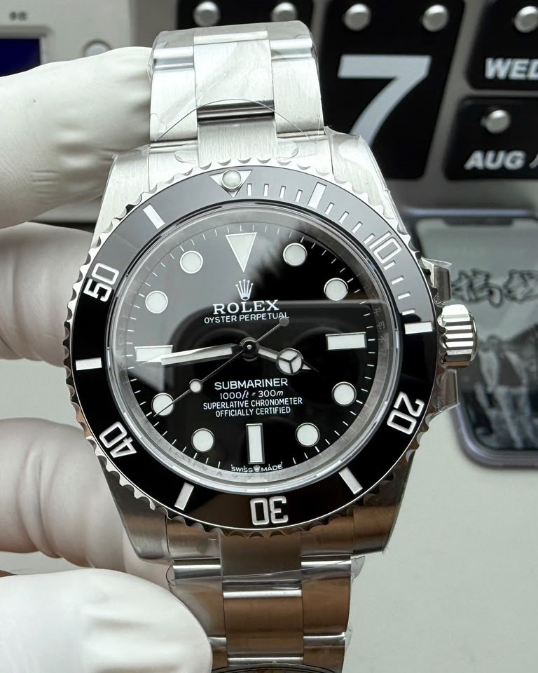 Rolex Submariner 124060 Super Clone : No-Date Black Dial 41mm