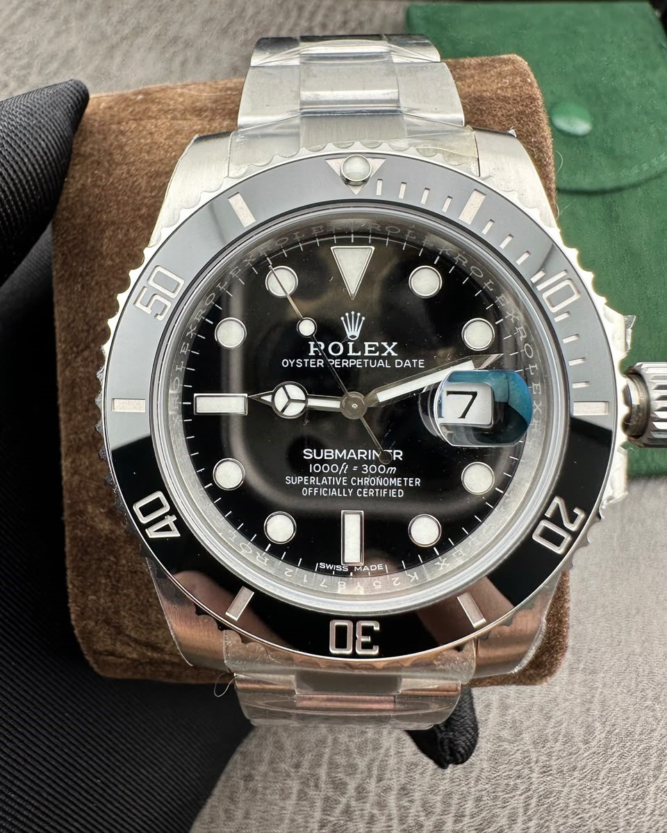 Rolex Submariner Date 116610LN Super Clone : 40mm Black Dial