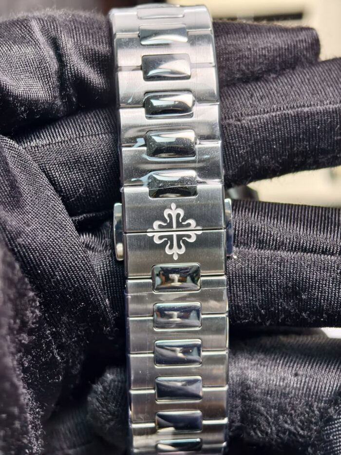 Patek Philippe Nautilus Super Clone 5711/1A Skeleton